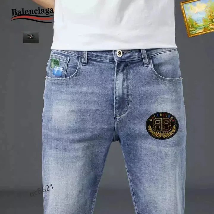 Moncler Shorts Distressed denim with patches — TH-006