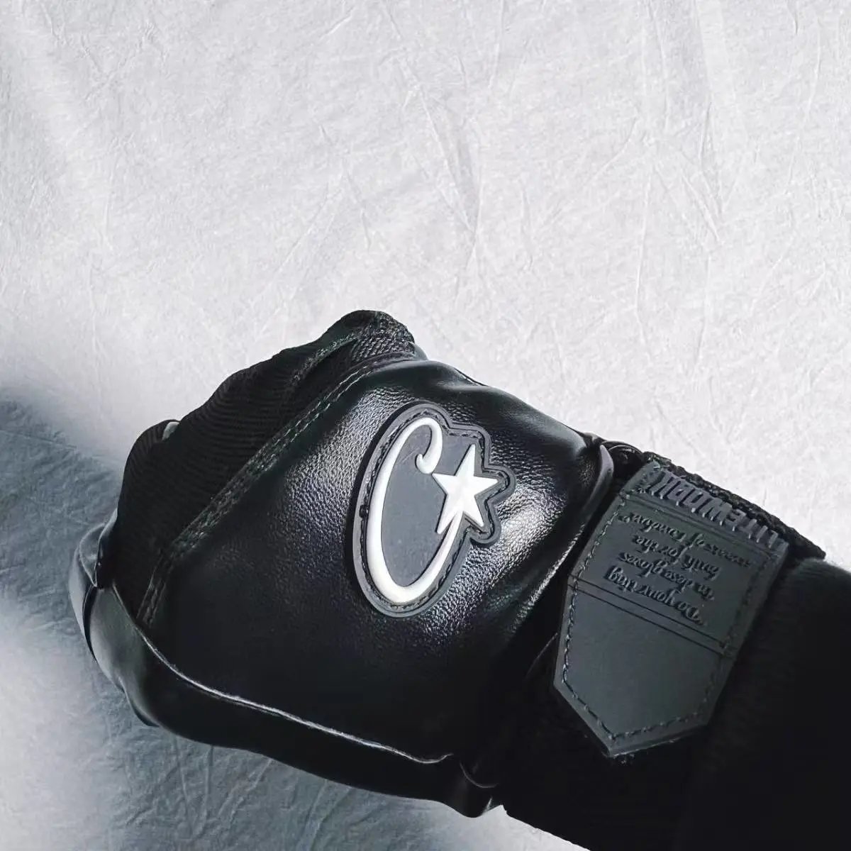 Design Graffiti Print Touchscreen Gloves Gray - 7