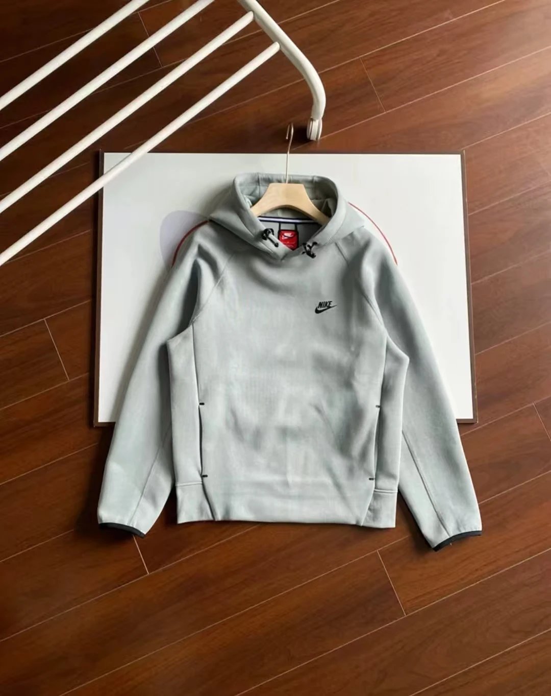 On Jackets Hooded colour-block zip jacket image 12