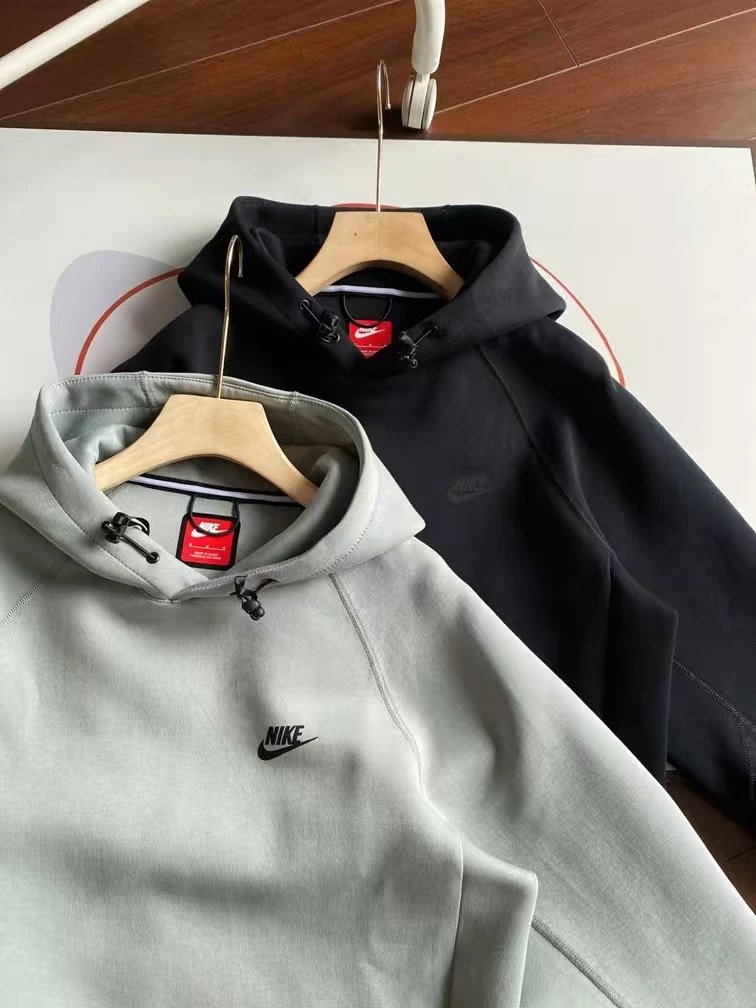 On Jackets Hooded colour-block zip jacket image 2