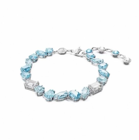 Tiffany & Co. Jewelry Bracelet assortment with crystal, heart and charm designs — BB-020