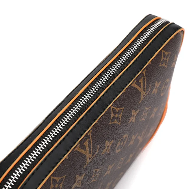 Louis Vuitton Crossbody Bags Monogram Flap Messenger Bag product detail image 29