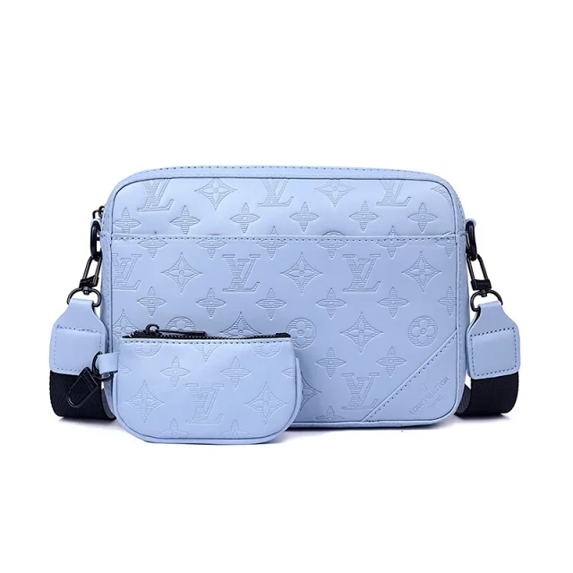 Louis Vuitton Crossbody Bags Monogram Flap Messenger Bag product detail image 33