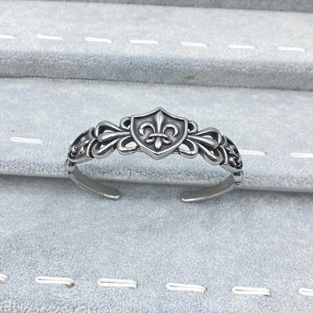 Unbranded Jewelry Silver-Tone Cross Motif Bracelets product detail image 7