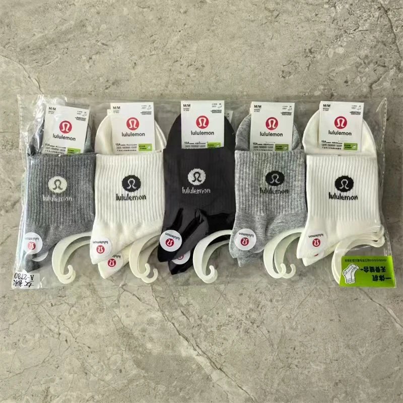 lululemon Socks Logo Crew Multipack image 13
