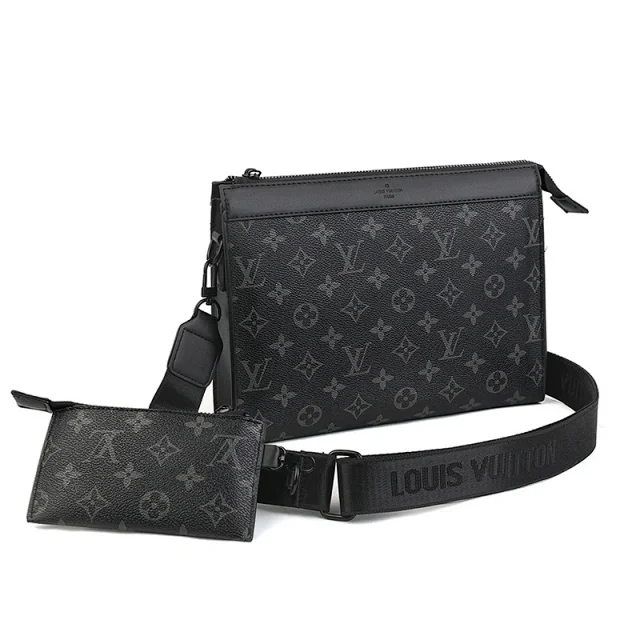 Louis Vuitton Crossbody Bags Monogram Flap Messenger Bag product detail image 65