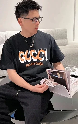 Gucci T-Shirts Logo-print crewneck T-shirt product detail image 4