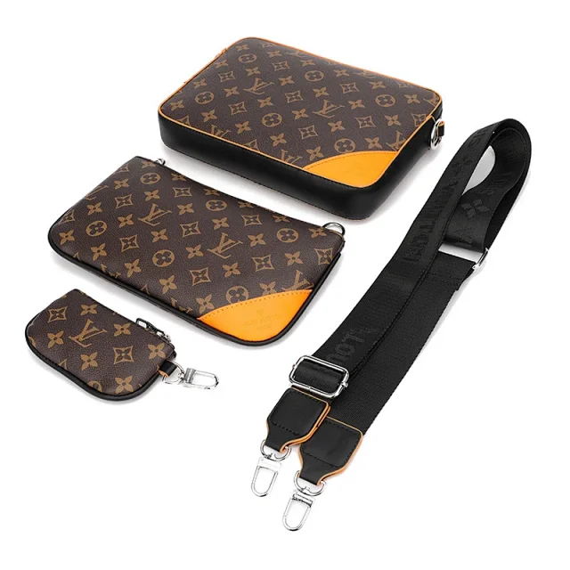 Louis Vuitton Crossbody Bags Monogram Flap Messenger Bag product detail image 31