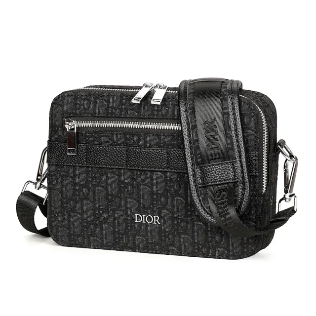 Dior Crossbody Bags Zip-Front Bag product detail image 23