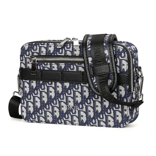 Dior Crossbody Bags Zip-Front Bag product detail image 22