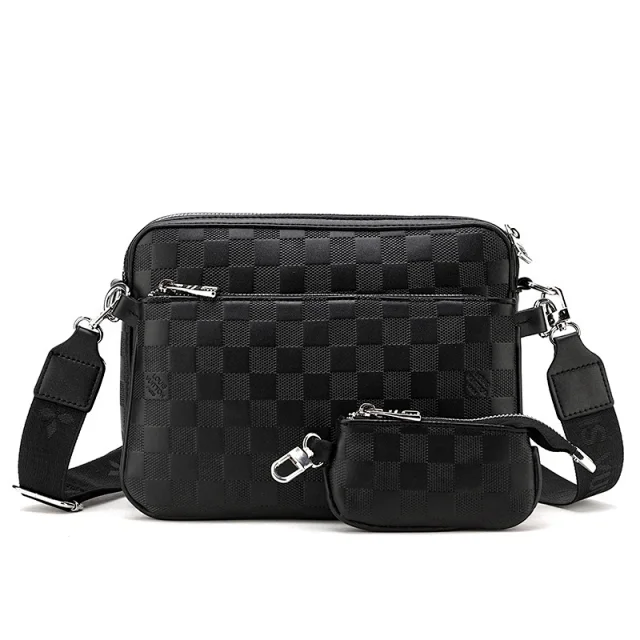 Louis Vuitton Crossbody Bags Monogram Flap Messenger Bag product detail image 42