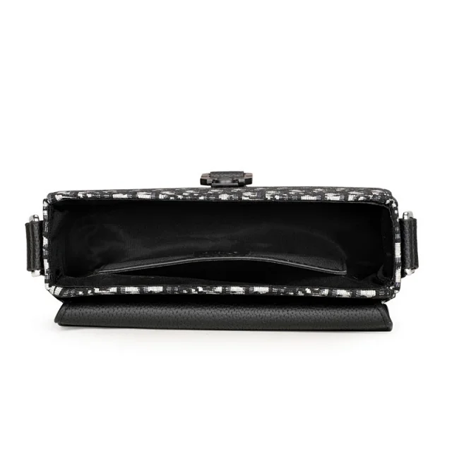 Dior Crossbody Bags Zip-Front Bag product detail image 44