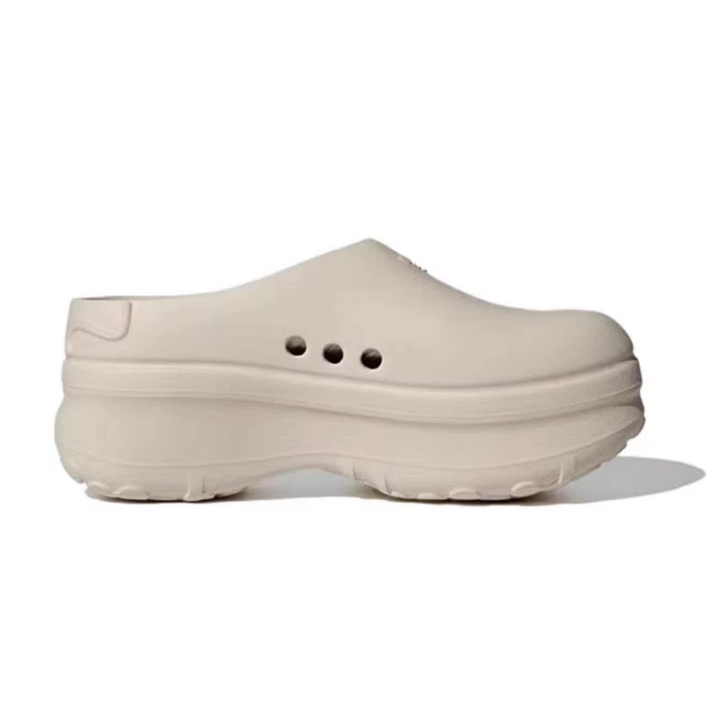 Hello Kitty Slippers Platform Clog with Graphic image 3