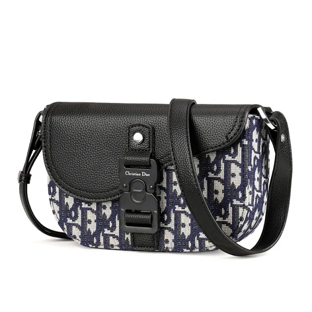 Dior Crossbody Bags Zip-Front Bag product detail image 40
