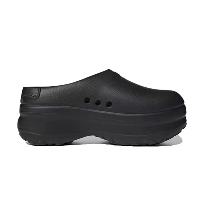 Hello Kitty Slippers Platform Clog with Graphic image 2