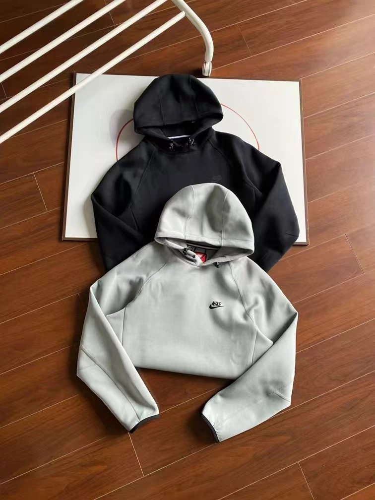 On Jackets Hooded colour-block zip jacket image 11