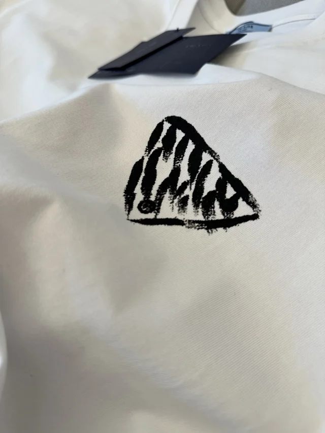 Y-3 T-Shirts Logo Print product detail image 12