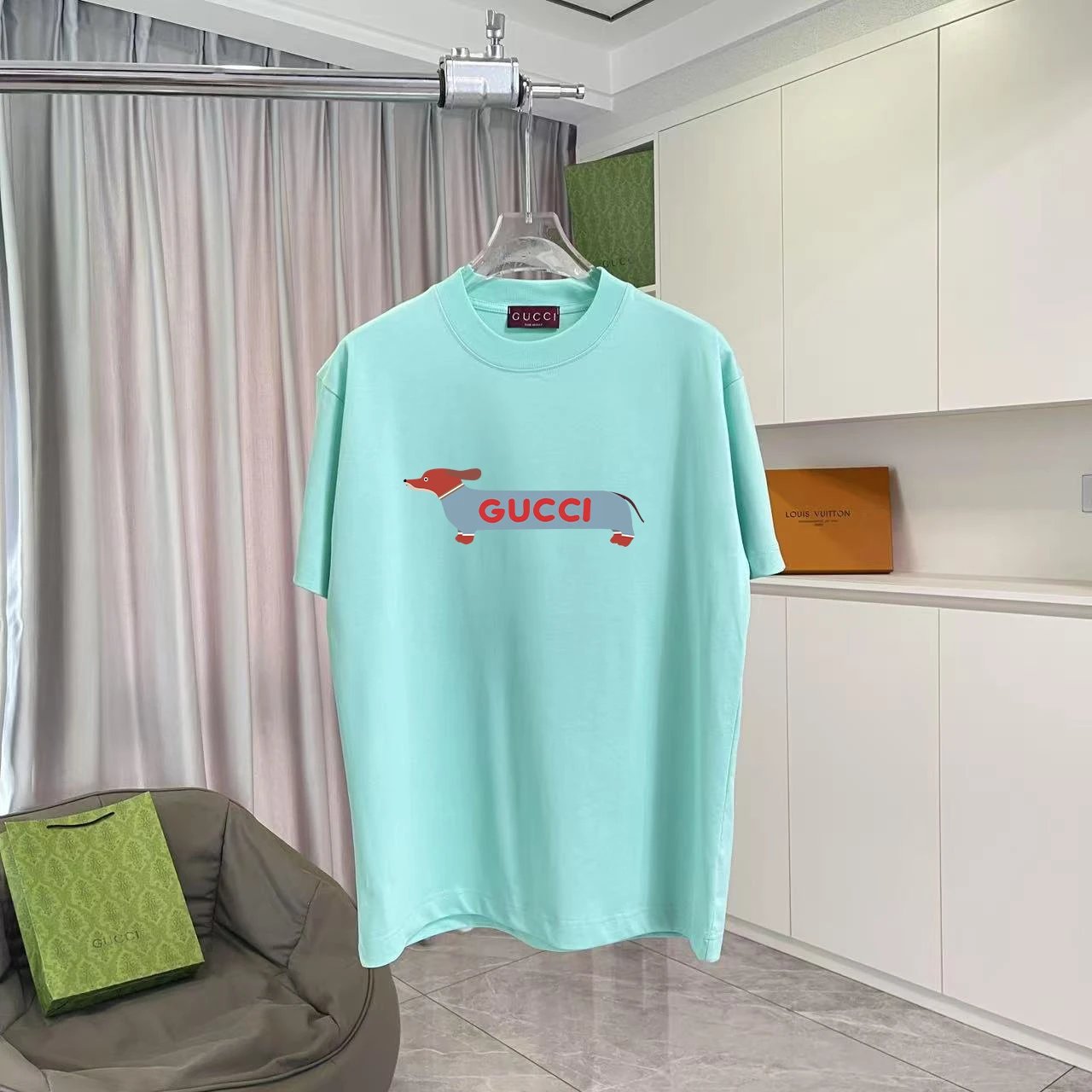 Gucci T-Shirts Oversized graphic-print crewneck — TS-028