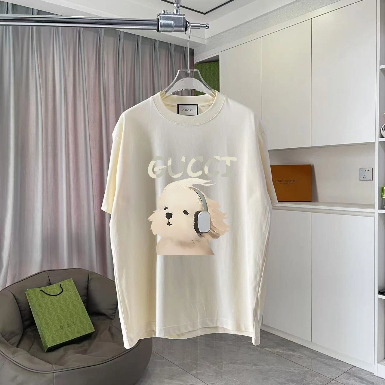 Gucci T-Shirts Oversized graphic-print crewneck — TS-003
