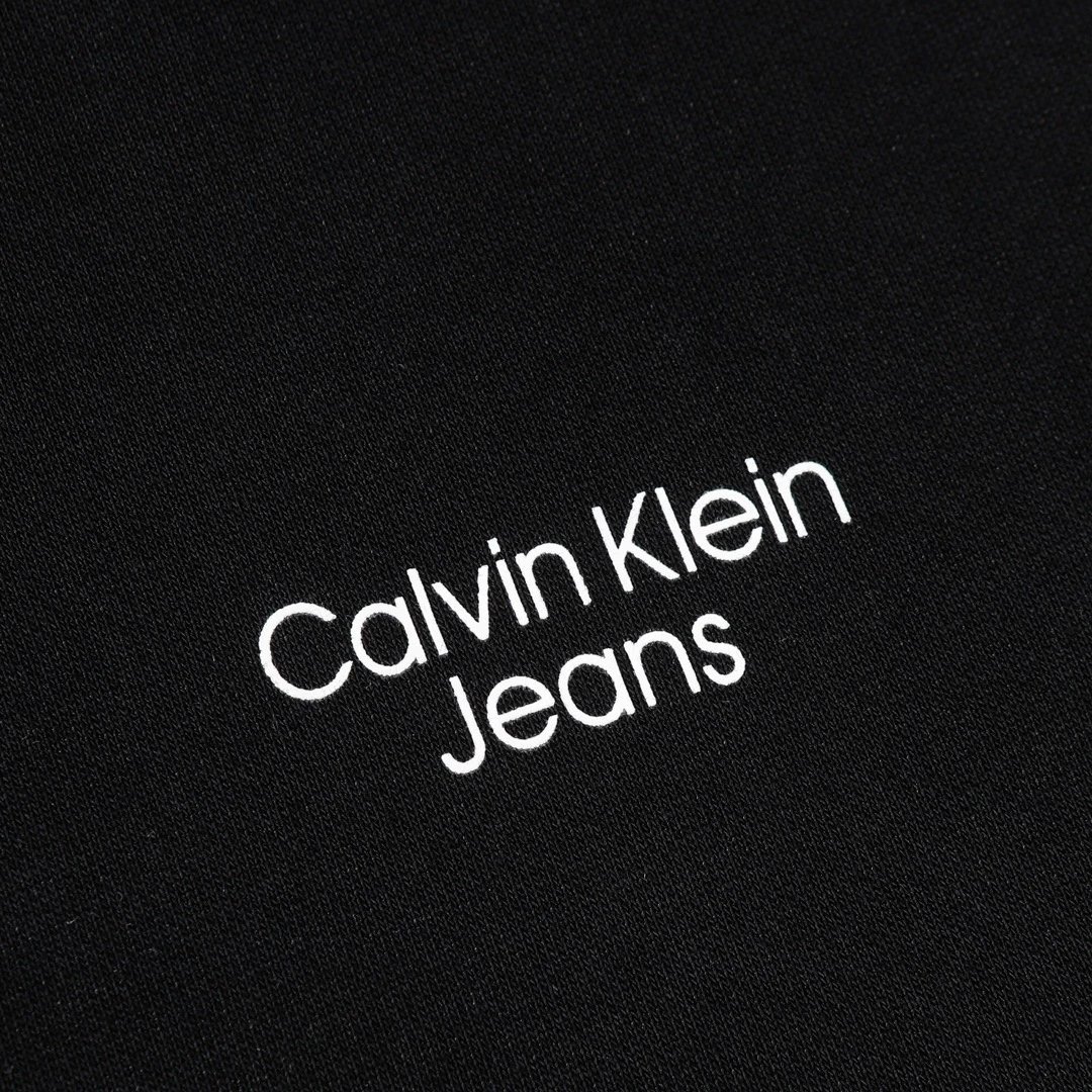 Calvin Klein Monogram Logo Black Crewneck Sweater - 32
