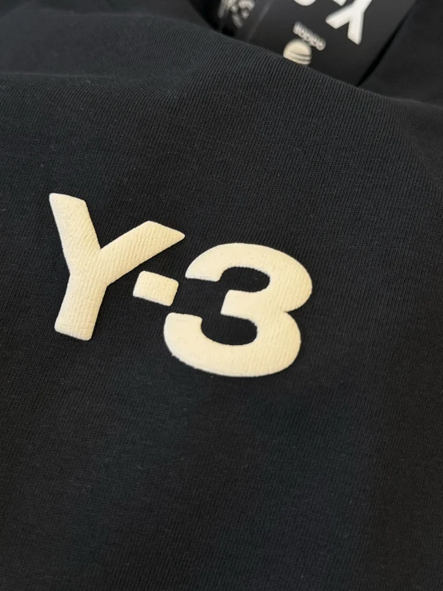 Y-3 T-Shirts Logo Print product detail image 7