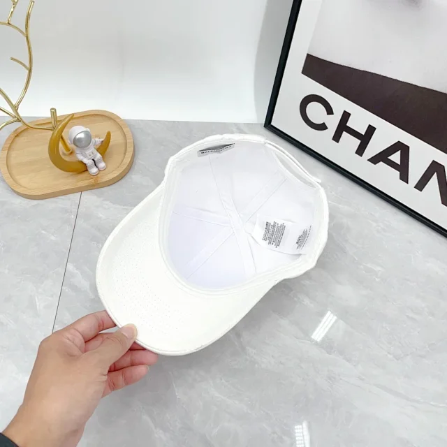 Balenciaga Hats Embroidered BB Logo Baseball Cap product detail image 9