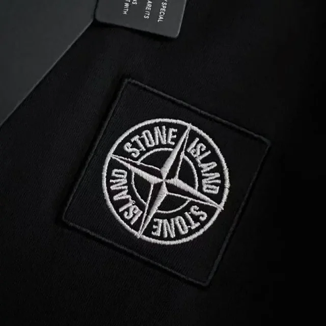 Stone Island Matching Sets Short-Sleeve T-Shirt and Drawstring Shorts Set product detail image 6