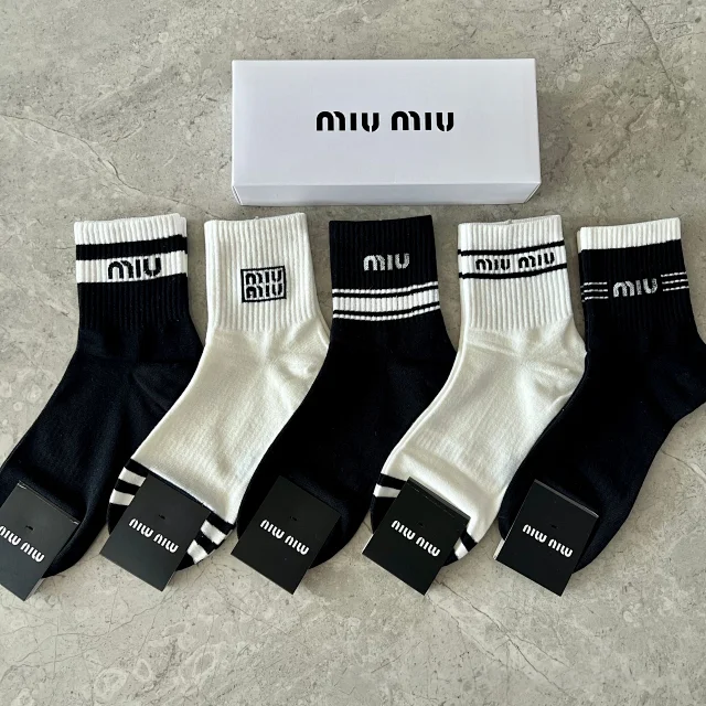 lululemon Socks Logo Crew Multipack product detail image 36