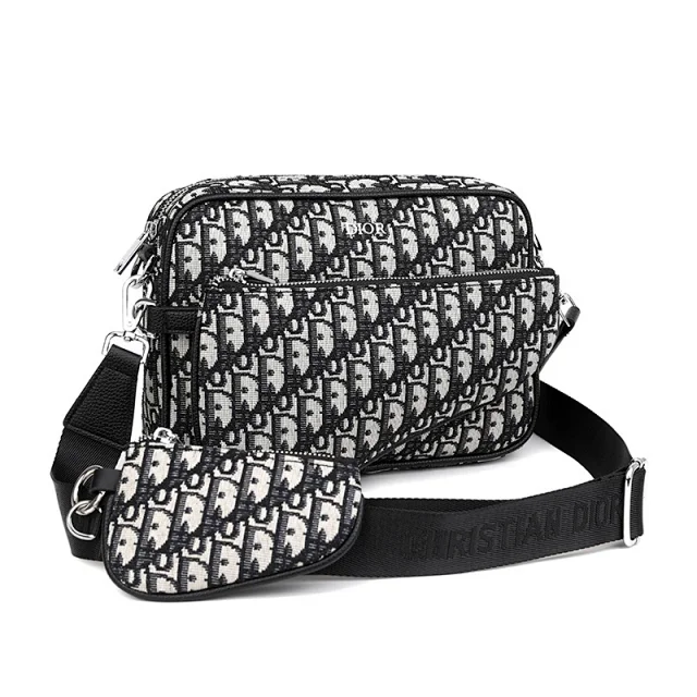 Dior Crossbody Bags Zip-Front Bag product detail image 17