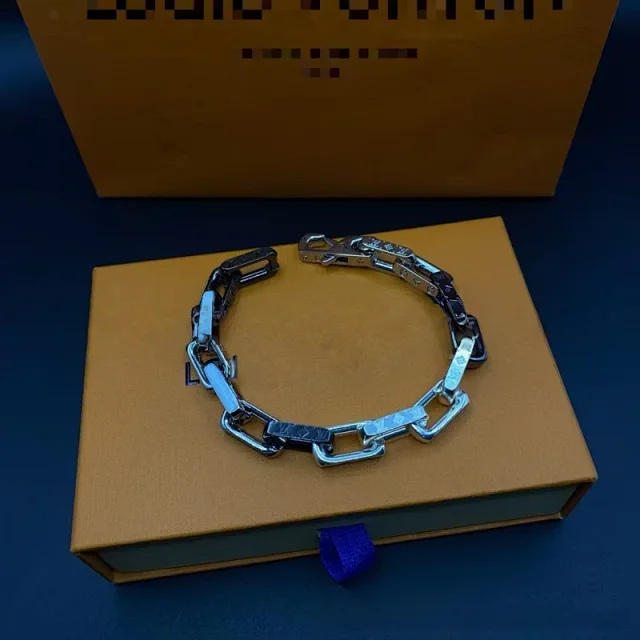 Unbranded Jewelry Round Crystal Tennis Bracelet product detail image 15