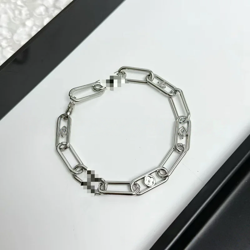 Unbranded Jewelry Round Crystal Tennis Bracelet — LVSL44