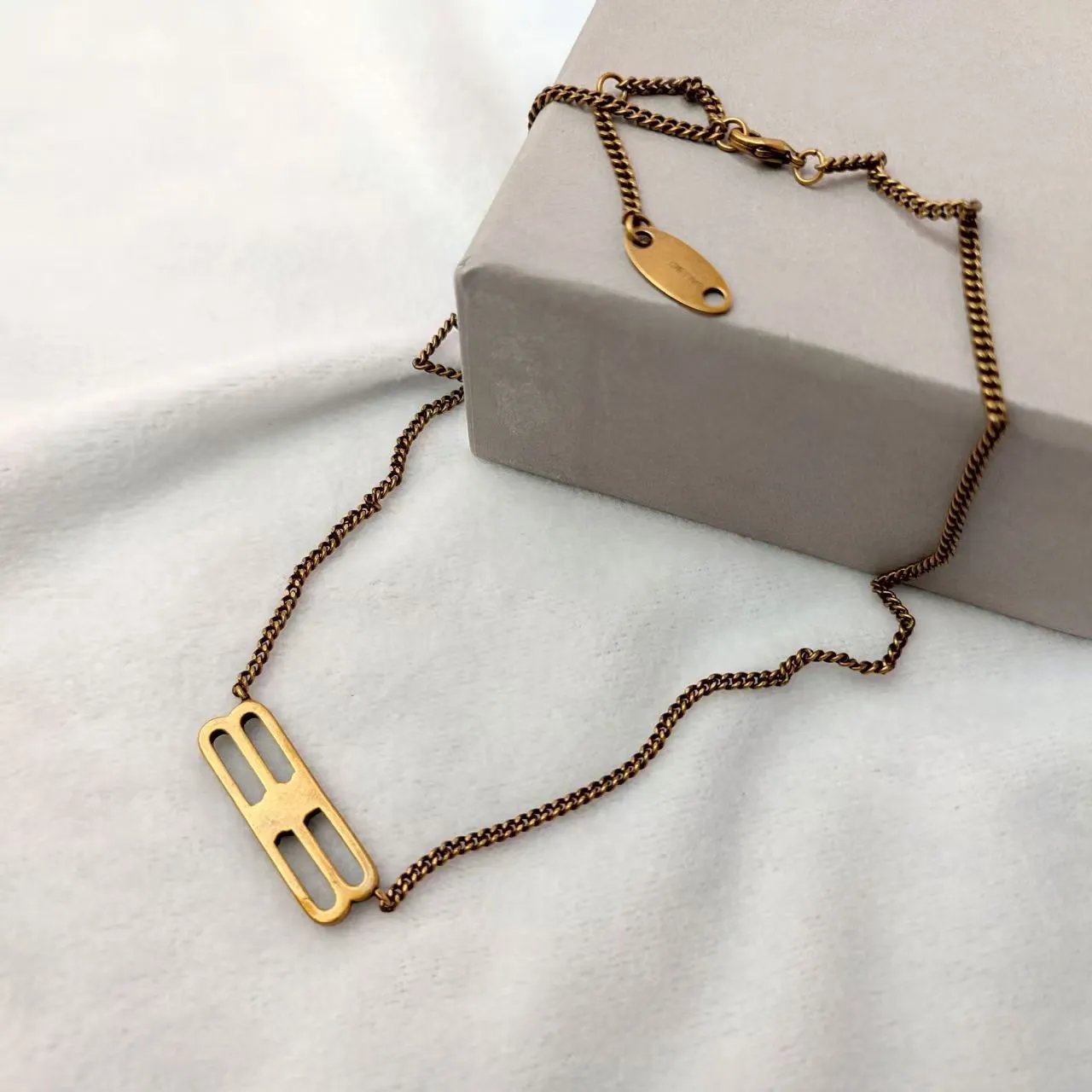 Vivienne Westwood Jewelry Pearl Orb Necklace and Bracelet — Ancient gold necklace (ZP version)