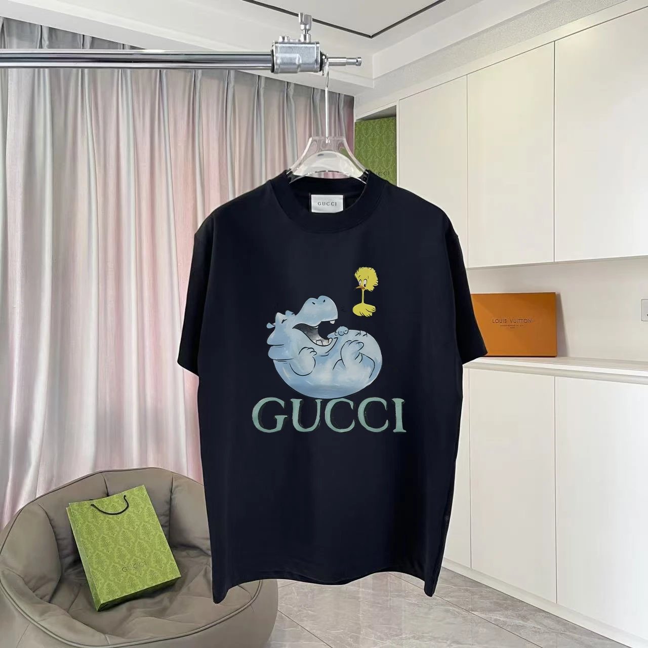 Gucci T-Shirts Graphic-print crew-neck T-shirt — TS-009