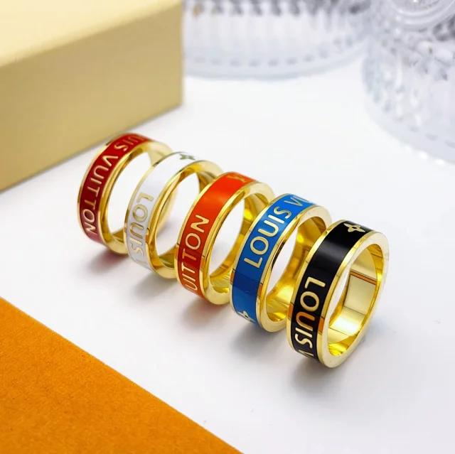 Louis Vuitton Jewelry Enamel Logo Band Ring product detail image 2