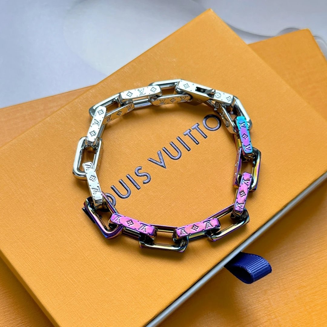 Louis Vuitton Jewelry Monogram chain bracelet — JTL-002