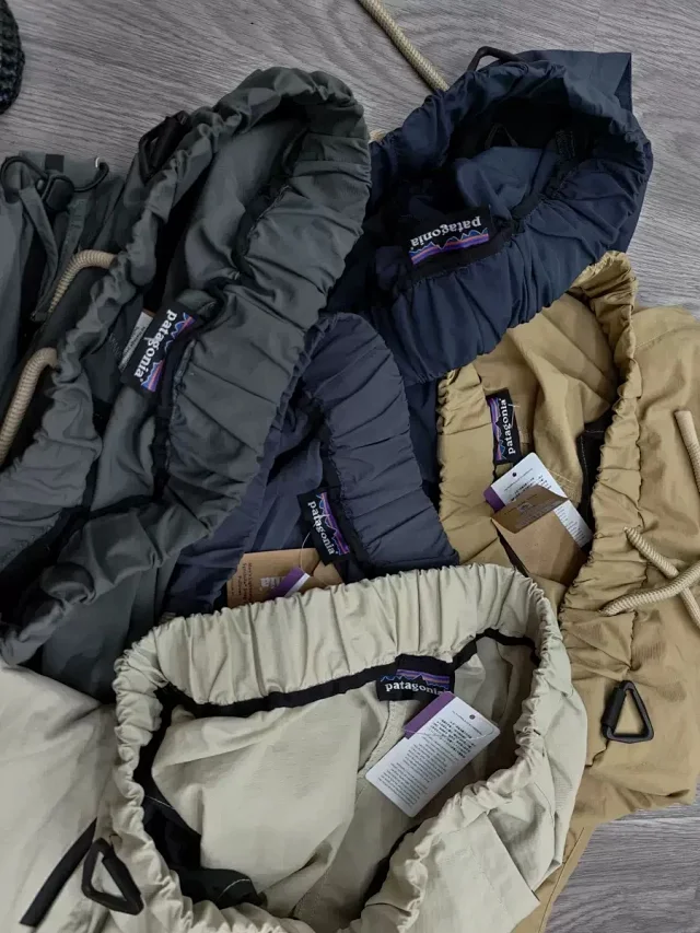 Patagonia Jackets Full-Zip Fleece Jacket with Stand Collar product detail image 7