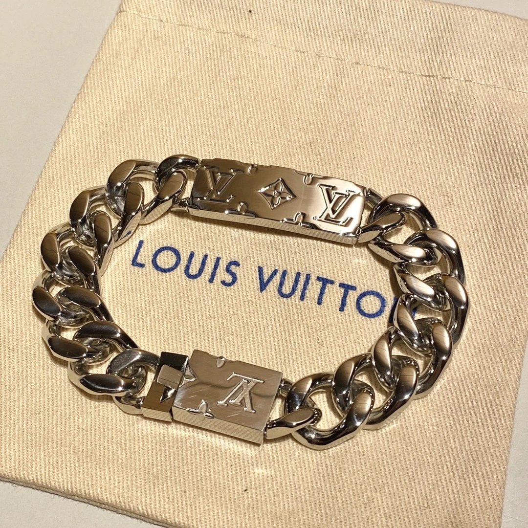 Louis Vuitton Jewelry Monogram chain bracelet — JTL-025