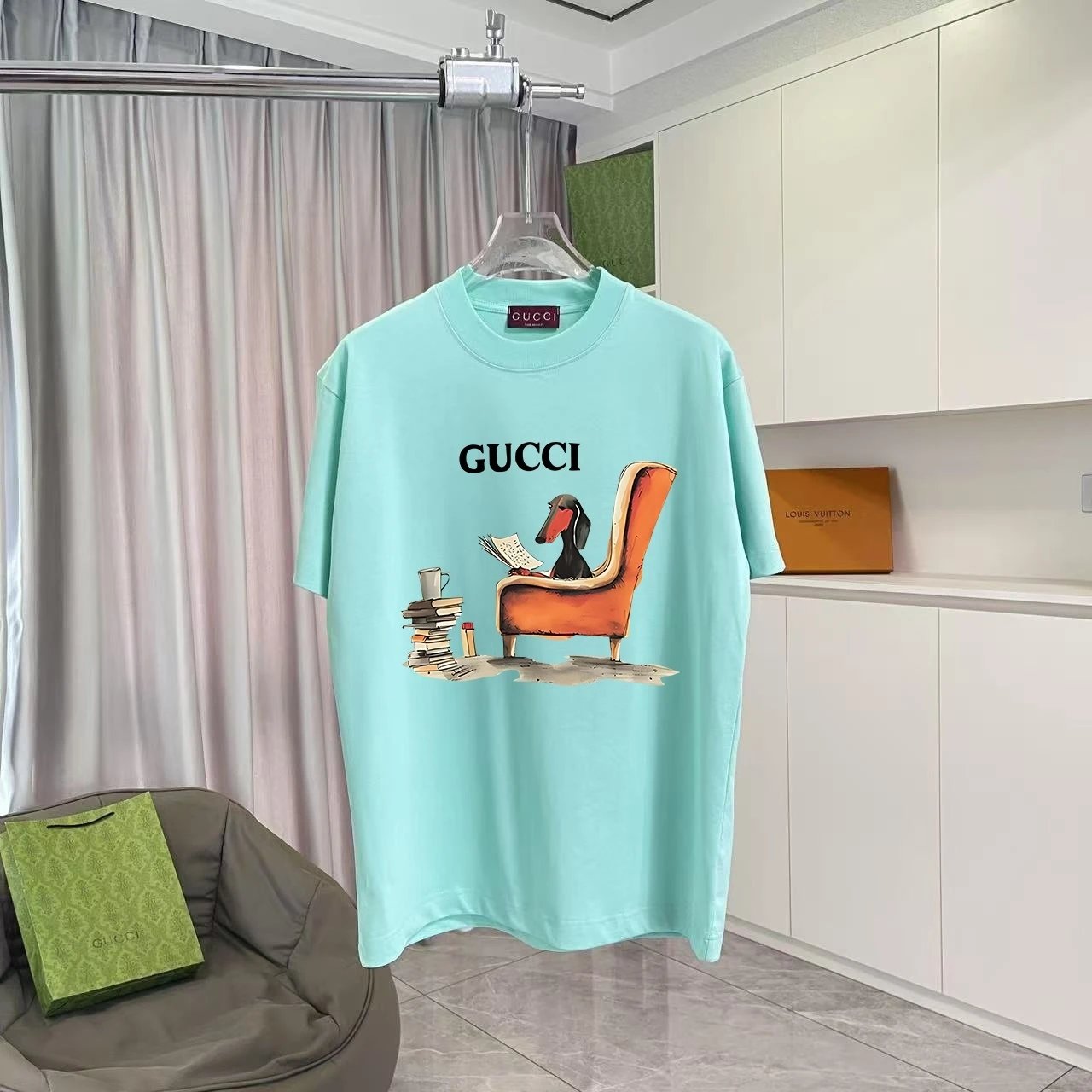 Gucci T-Shirts Graphic-print crew-neck T-shirt — TS-040
