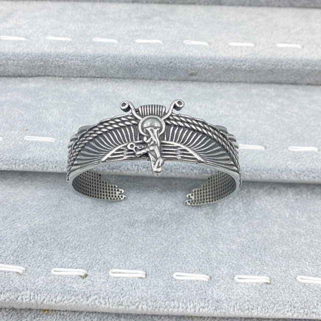 Unbranded Jewelry Silver-Tone Cross Motif Bracelets product detail image 9