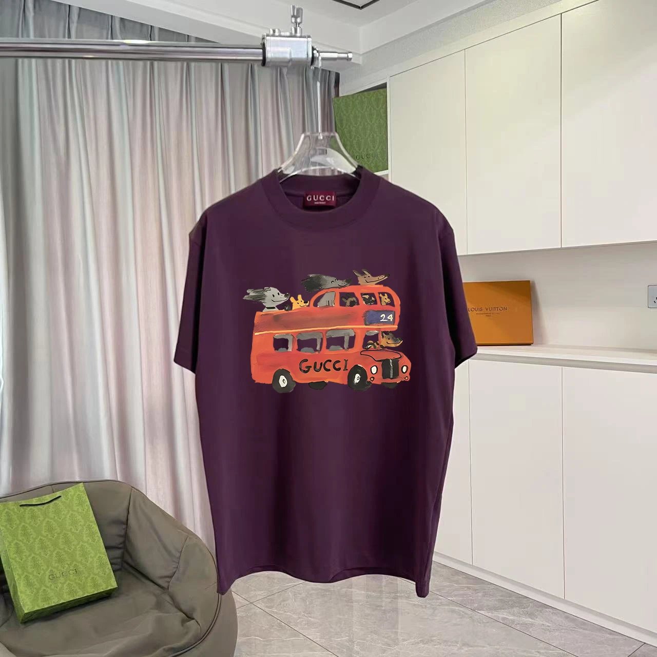 Gucci T-Shirts Graphic-print crew-neck T-shirt — TS-033