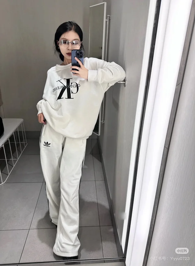 Calvin Klein Hoodies & Sweatshirts Crewneck sweatshirt with oversized CK and Jeans logo print product detail image 5