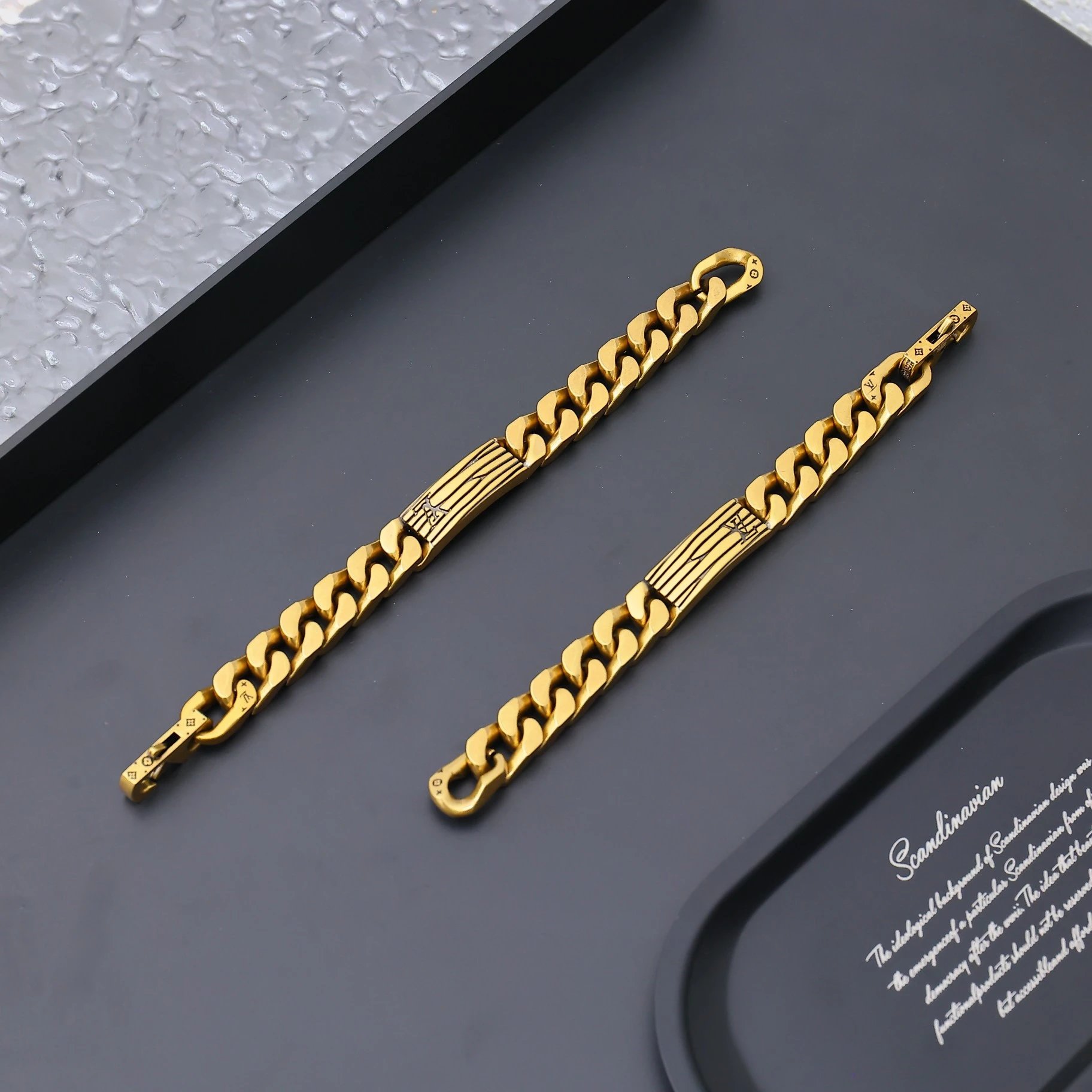 Louis Vuitton Jewelry Monogram chain bracelet — JTL-019