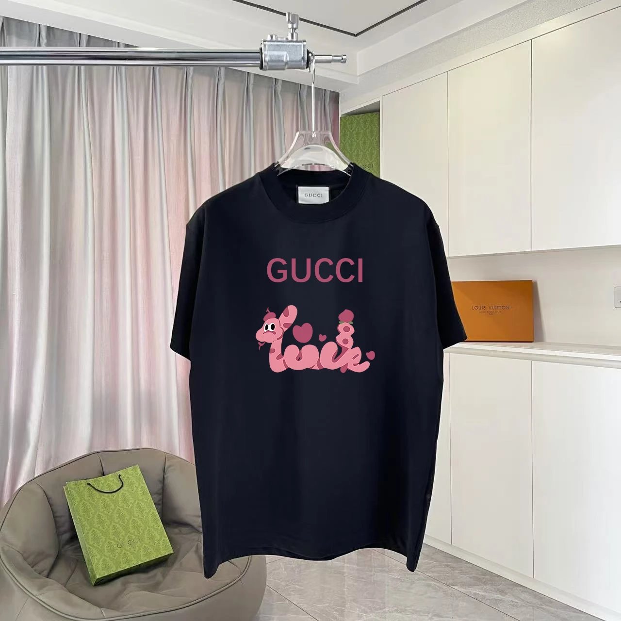 Gucci T-Shirts Oversized graphic-print crewneck — TS-012