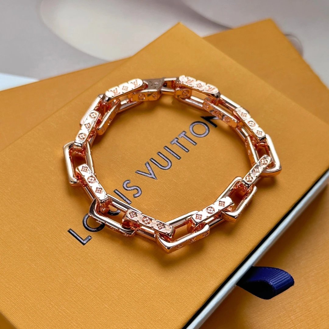 Louis Vuitton Jewelry Monogram chain bracelet — JTL-005