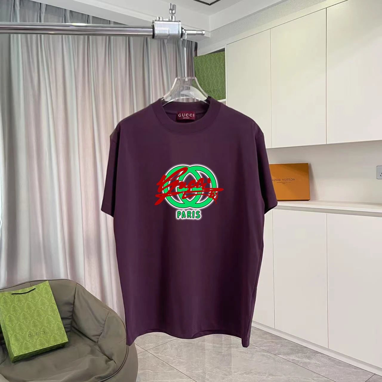 Gucci T-Shirts Oversized graphic-print crewneck — TS-033