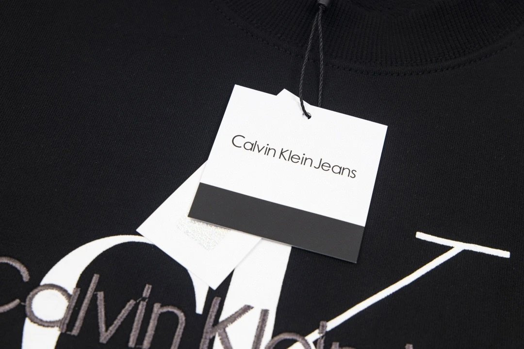 Calvin Klein Monogram Logo Black Crewneck Sweater - 47