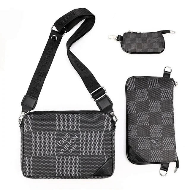 Louis Vuitton Crossbody Bags Monogram Flap Messenger Bag product detail image 55