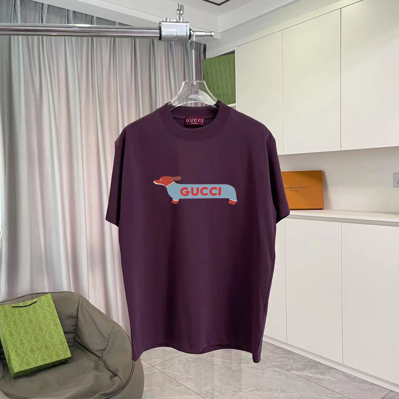 Gucci T-Shirts Oversized graphic-print crewneck — TS-036