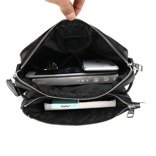 Louis Vuitton Crossbody Bags Monogram Flap Messenger Bag product detail image 53