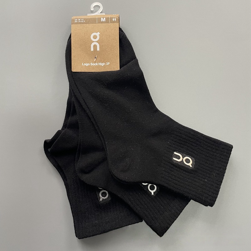 On Socks Ribbed Crew — Embroidery black tube (a card 3 pairs)